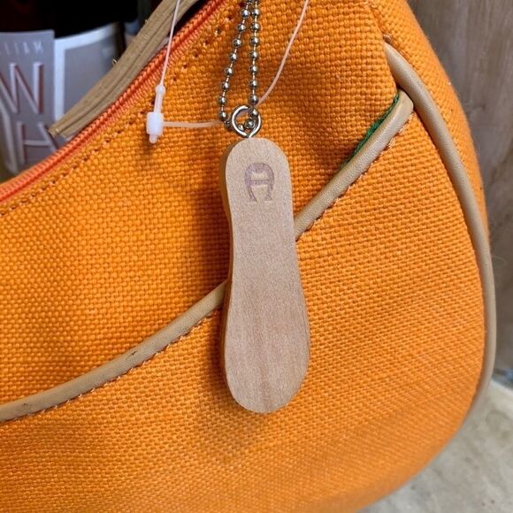 ORANGE ETIENNE AIGNER CANVAS BAG w LEATHER 🧡 HOST PICK 🧡 NWT - Picture 2 of 7